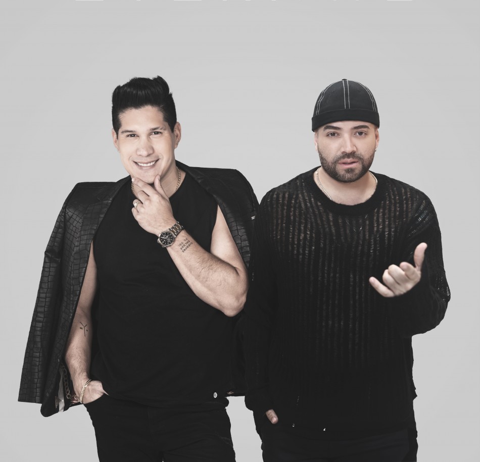 Los heat Latin Music Awards se visten de gala para celebrar su decimo aniversario y el gran regreso de Chino y Nacho  