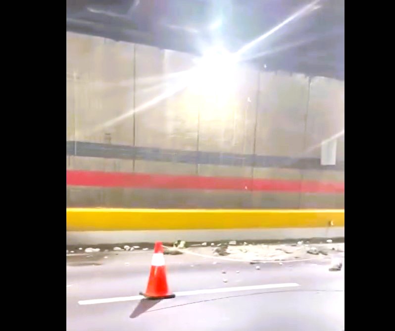 Ciudadanos preocupados por desplome de parte del techo del t&uacute;nel Avenida 27 de febrero