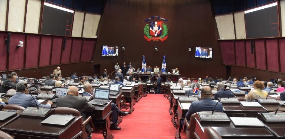 Diputados aprueban seis pr&eacute;stamos por m&aacute;s de US$1,200 millones