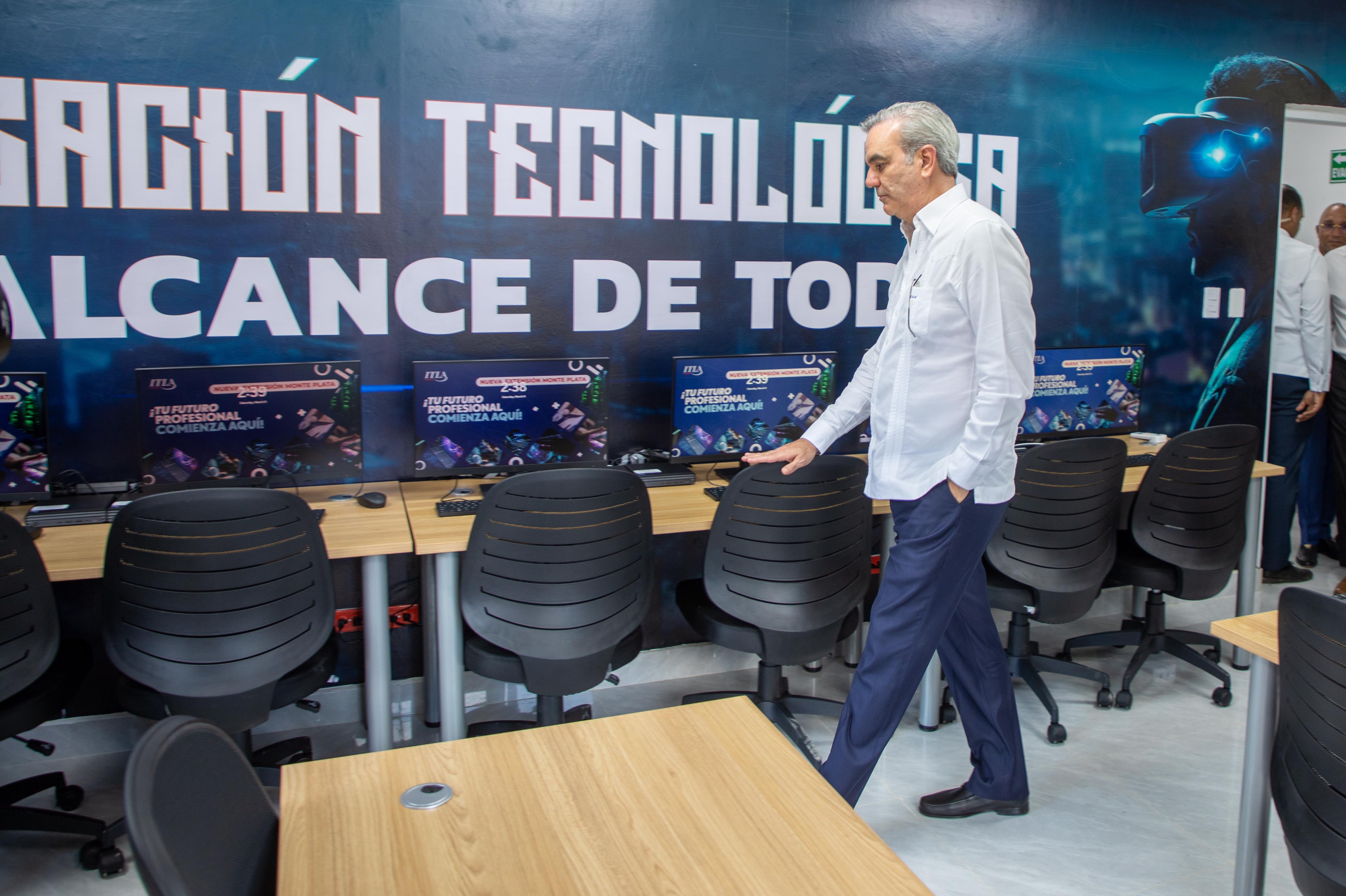Presidente Abinader inaugura nueva extensi&oacute;n del ITLA en Monte Plata
