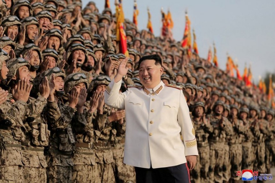 Corea del Norte reitera que Kim Jong realiza un simulacro de "contraataque nuclear" durante el fin de semana