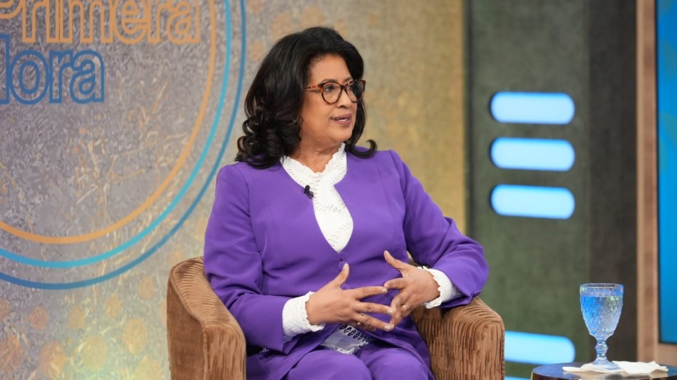 Cristina Lizardo: Ley del DNI contradice art&iacute;culo 49 de la Constituci&oacute;n