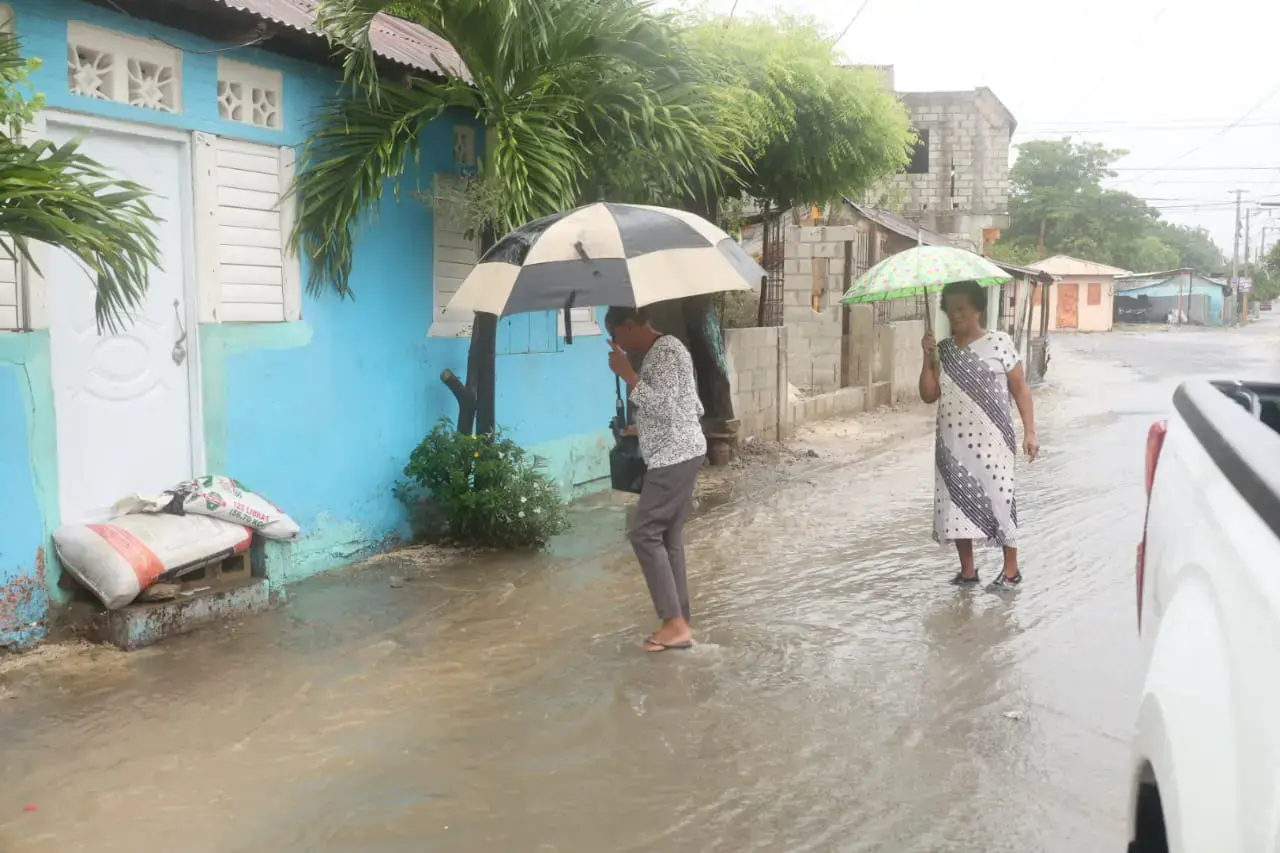 678 viviendas afectadas y 24 comunidades incomunicadas por la tormenta Franklin