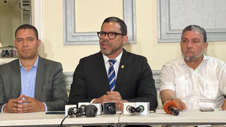 Yohan L&oacute;pez rechaza resultados emitidos por comisi&oacute;n electoral del CARD y se autoproclama "presidente electo"