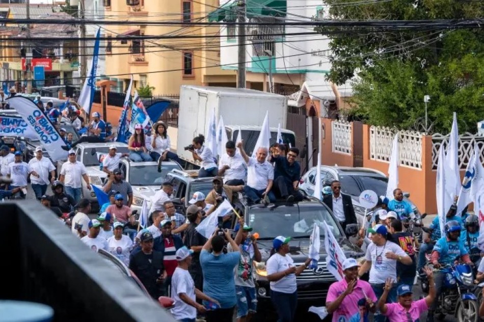 Dío Astacio lideró la “Caravana del Triunfo” en SDE este fin de semana