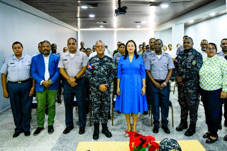 Dirección Policía Comunitaria inicia 2024 con taller de Trato al Ciudadano
