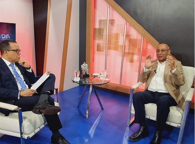 Director de OPRET ve &laquo;telef&eacute;rico SD es vulnerable, lento y costoso&raquo;