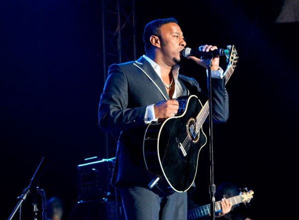 Jueza ordena arresto a bachatero Anthony Santos