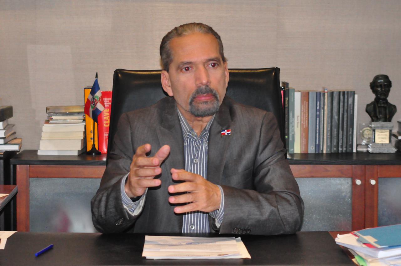 Presidente de Efem&eacute;rides Patrias pondera el doctorado Honoris Causa a Luis Abinader
