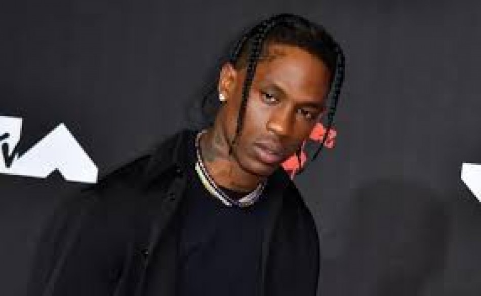 Arrestan al rapero Travis Scott, por allanamiento de propiedad