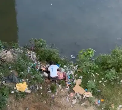 Haitiana cae desde el puente fronterizo que une Juana M&eacute;ndez y Dajab&oacute;n