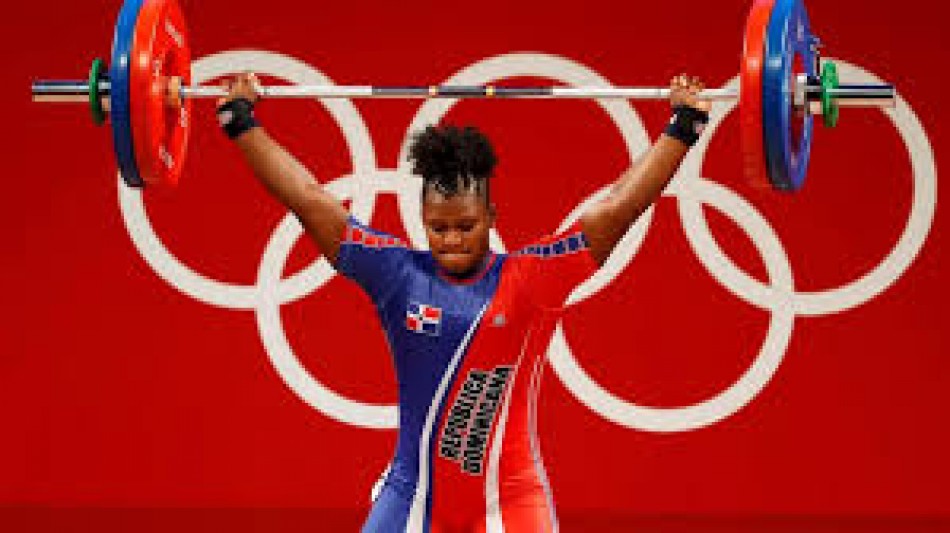 Pesistas dominicanas se preparan para competir Juegos Ol&iacute;mpicos