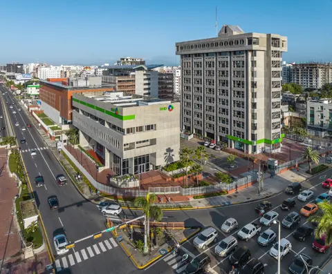 BHD establece el  fondo de colaboraci&oacute;n por RD$ 30,000,000 para mipymes de San Crist&oacute;bal y bomberos del pa&iacute;s