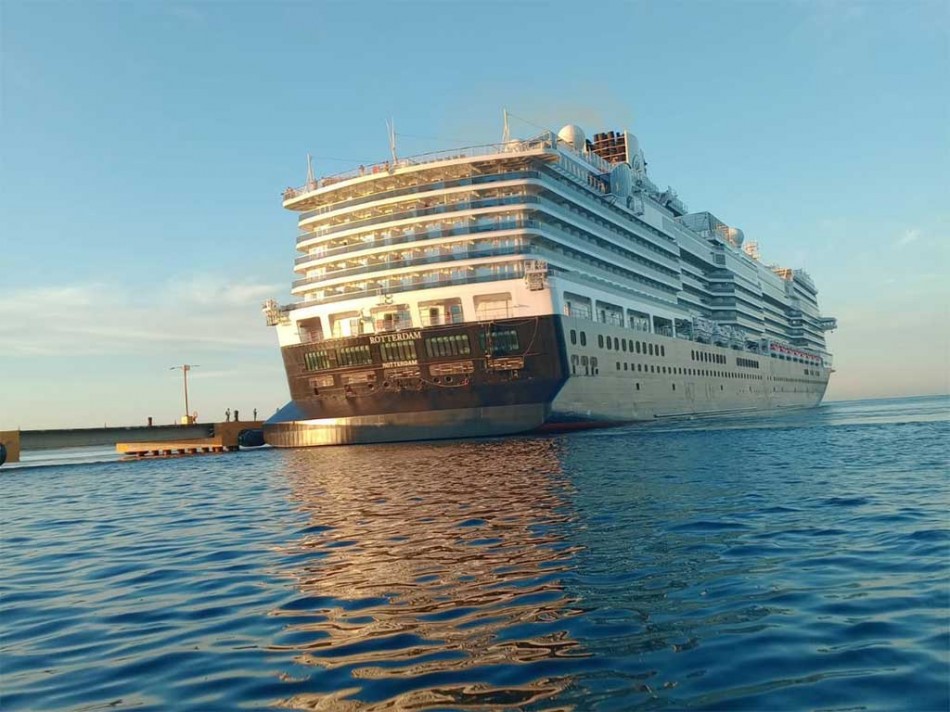 R. Dom. recibe el primer crucero del 2025 por puerto Pedernales