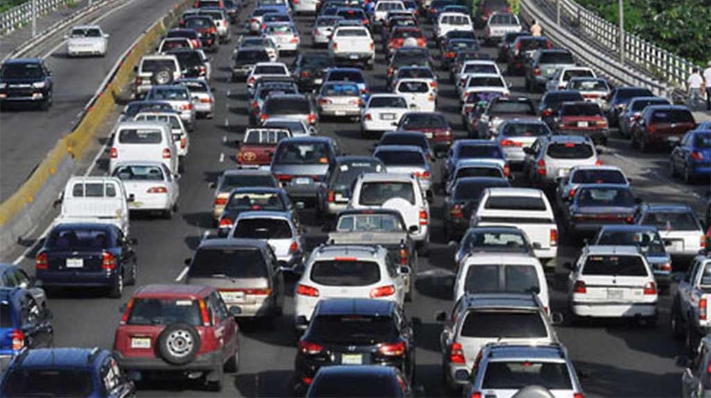 Conducir un veh&iacute;culo en Rep. Dominicana es una pesadilla