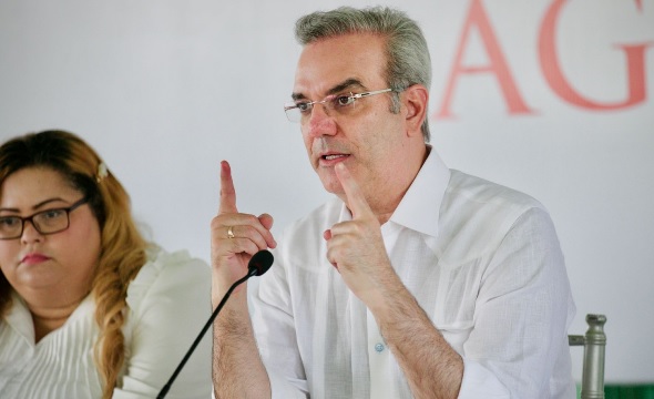 Presidente RD: &laquo;Trabajamos para mitigar la peor crisis del siglo&raquo;