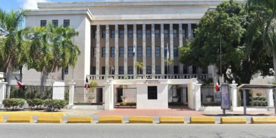 Minerd suspende docencia de Prepara este fin de semana por paso de tormenta Melissa