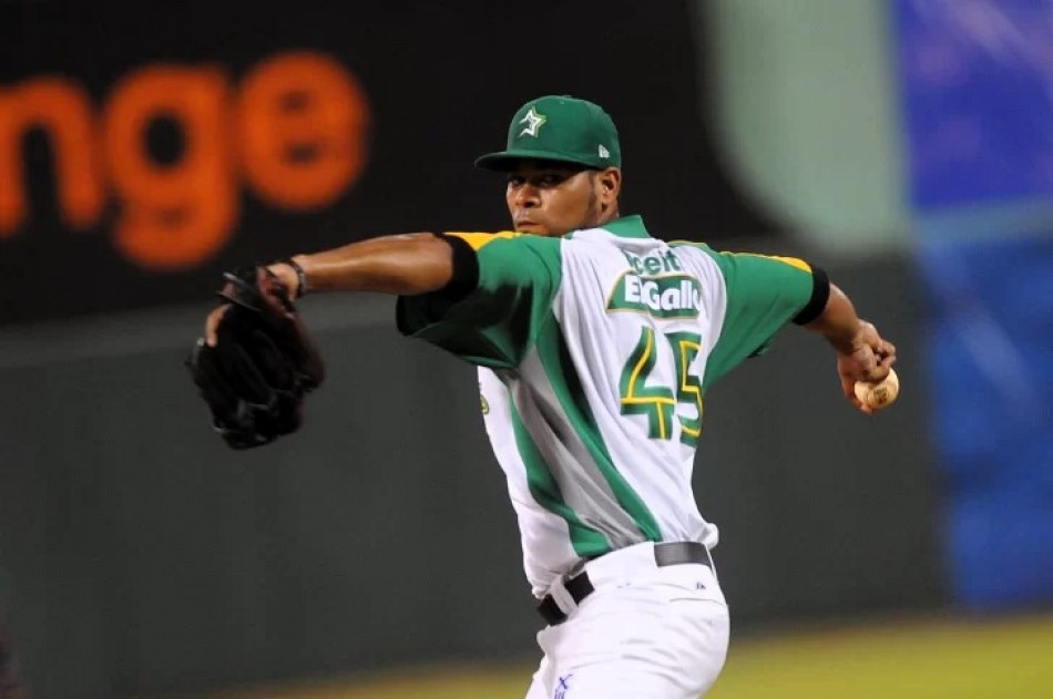 Esmil Rogers a empatar con Mel Rojas Sr y Efra&iacute;n Valdez