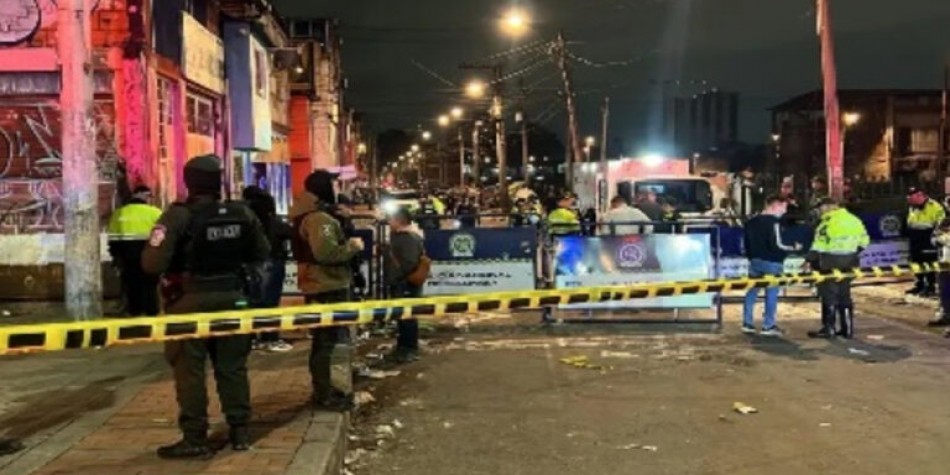 Suben a ocho los muertos por combates y ataque con dron de guerrilla en Colombia