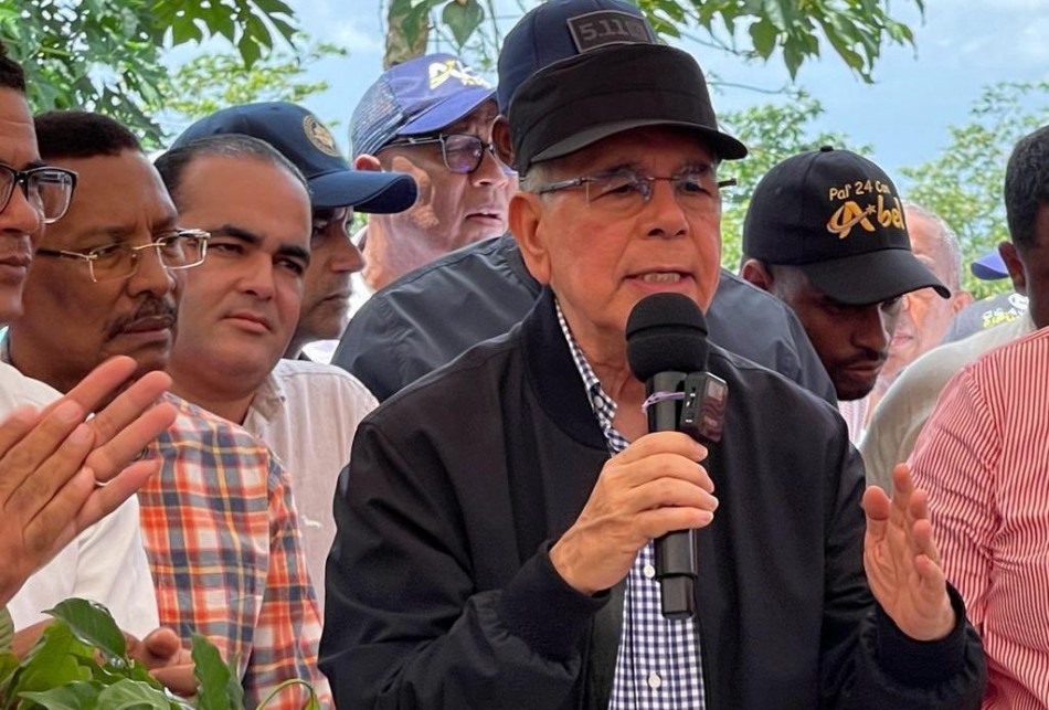 Danilo llama a buscar votos hasta debajo de las piedras para que PLD vuelva al poder