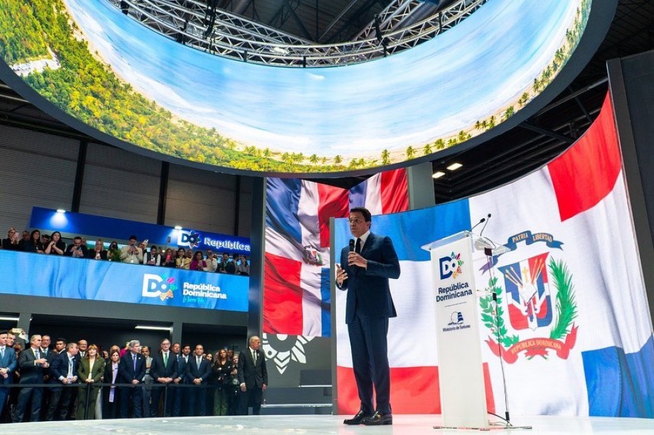 Desde FITUR David Collado apoya a Dío Astacio y promete SDE tendrá un polo turístico