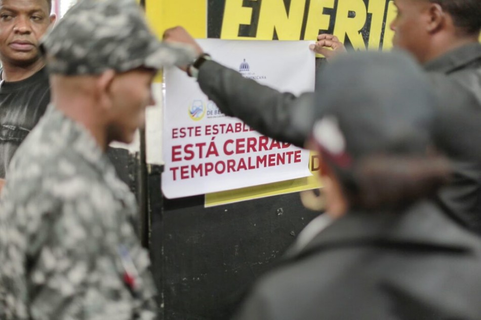 COBA cierra cinco negocios y 11 por violar la ley