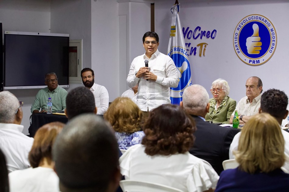 PRM reelige a Felipe Suberví como presidente del Distrito Nacional para el período 2026-2028