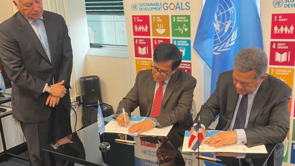 Leonel firma memorando con organismo ONU