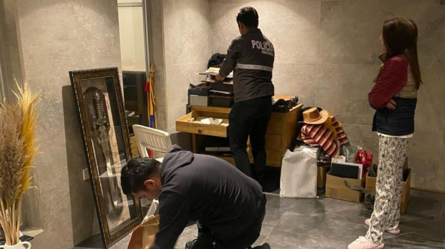 Fiscal&iacute;a de Ecuador detiene a 29 personas del sistema judicial