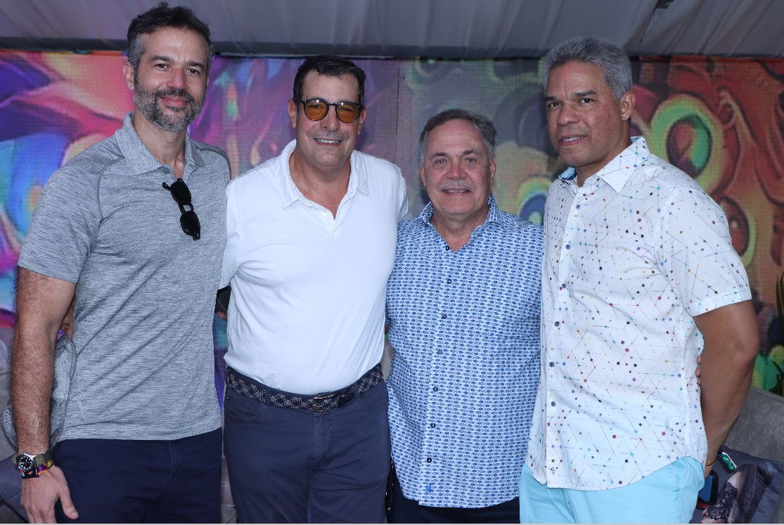 Texaco celebra cultura dominicana en carnaval de Punta Cana