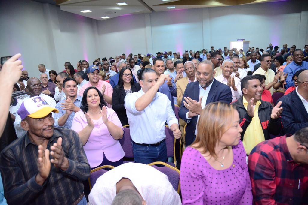 PLD escoge a Luis Alberto Tejeda como su candidato a la Alcald&iacute;a de Santo Domingo Este