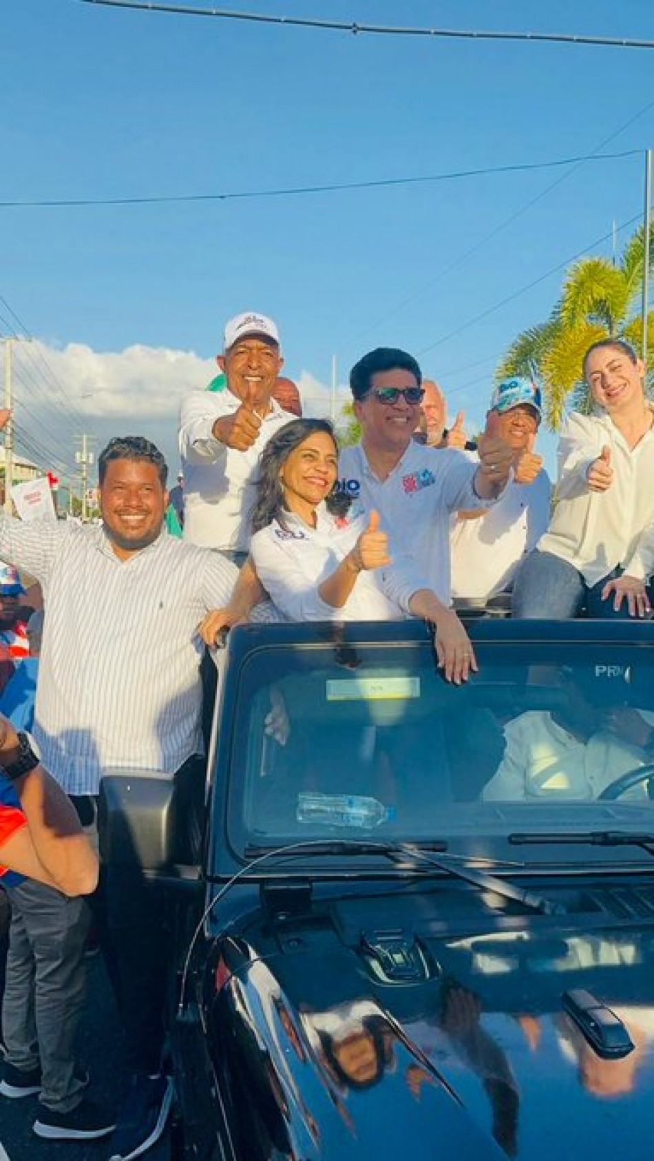 Manuel Jimenez orienta a sus equipos y seguidores para que se integren a la candidatura municipal 