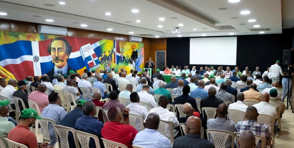Generales retirados se preparan para defender el voto de la Fuerza del Pueblo en febrero y mayo