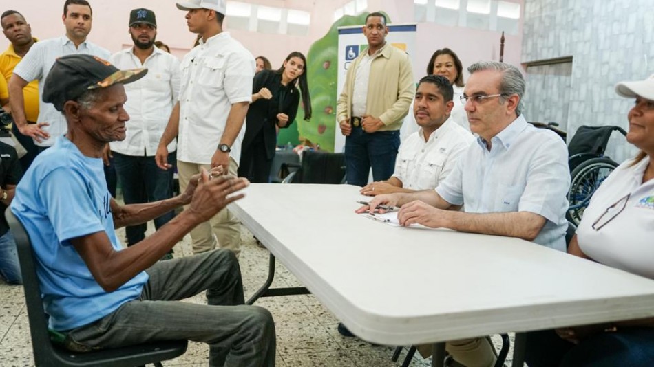 El presidente Luis Abinader da gran impulso a jornadas de inclusión social “Primero Tú” de Propeep