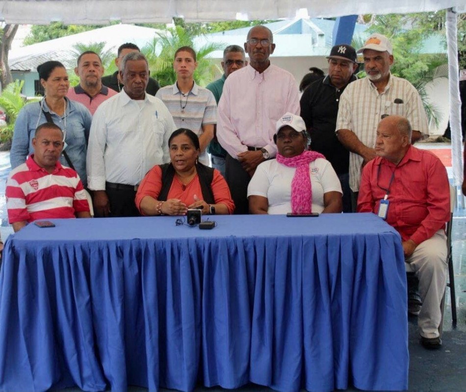 *Residentes Circunscripci&oacute;n 2 de Santo Domingo Este destacan mejoras en servicio recogida de basura*