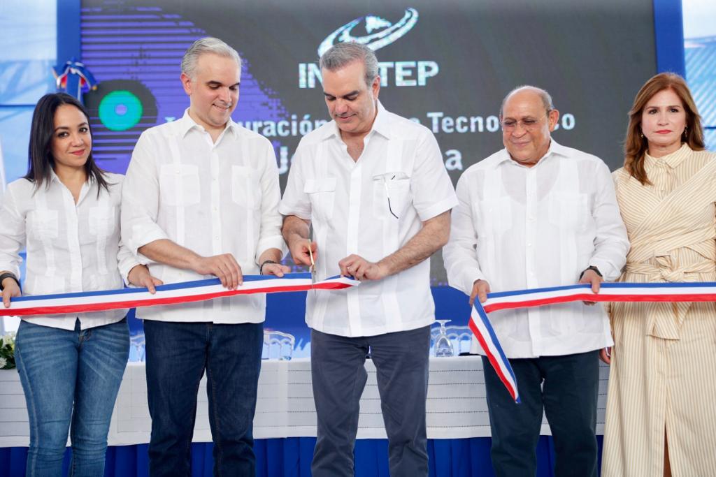 Presidente Luis Abinader inaugura Centro Tecnol&oacute;gico del INFOTEP en el sector Mejoramiento Social  