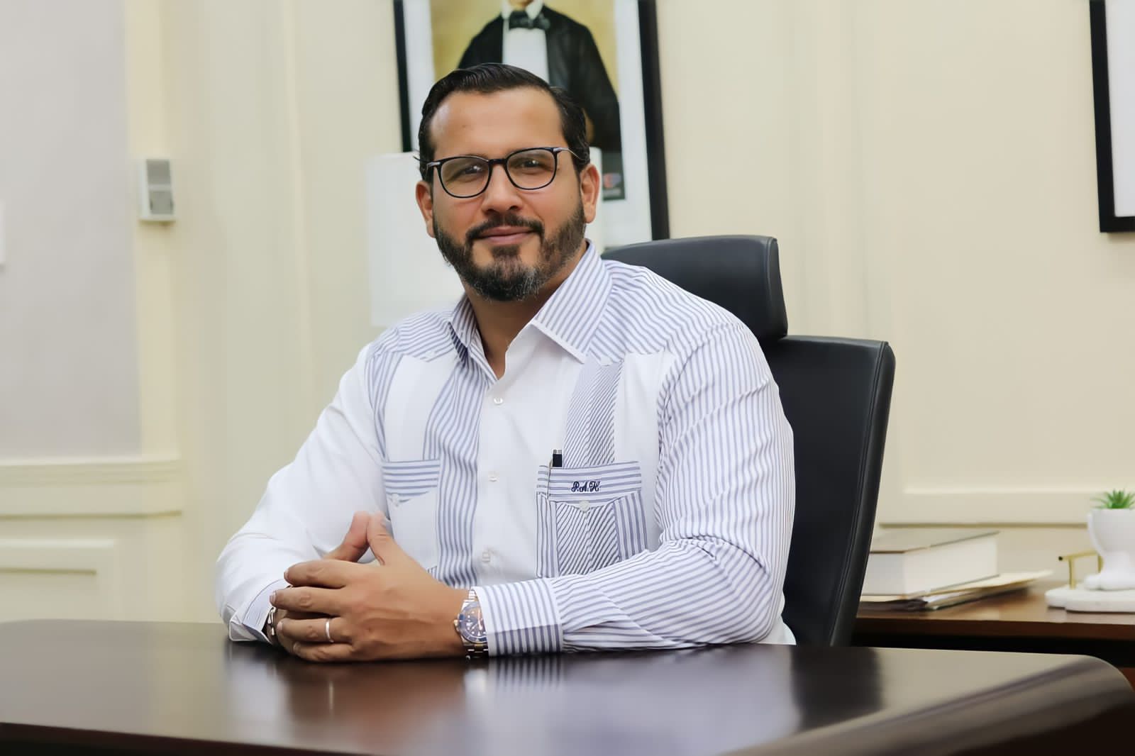 Es oficial: Pa&uacute;l Alm&aacute;nzar confirma su aspiraci&oacute;n a la Secretaria General del PRM en Santo Domingo Este