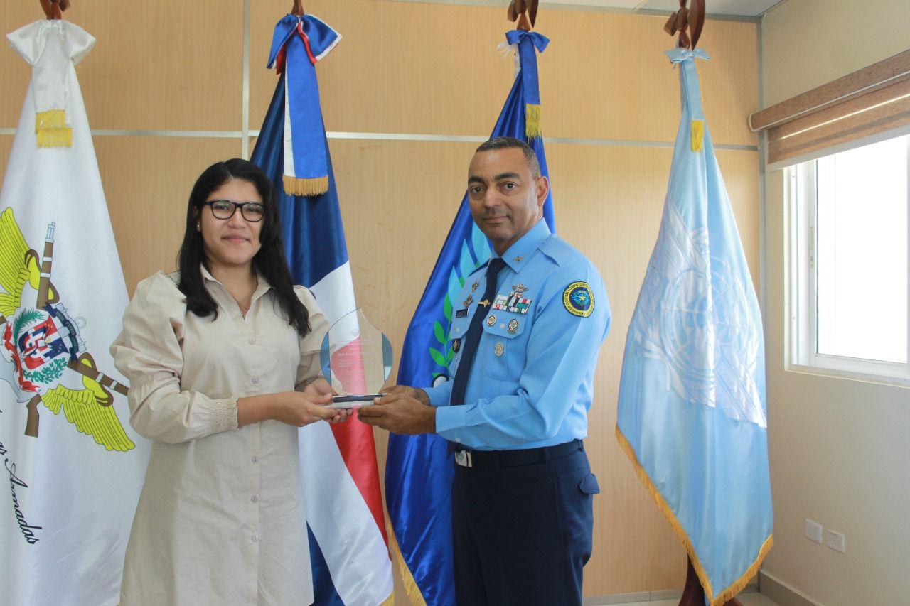 CESAC Premia Excelencia Acad&eacute;mica T&eacute;cnico en Mantenimiento Aeron&aacute;utico