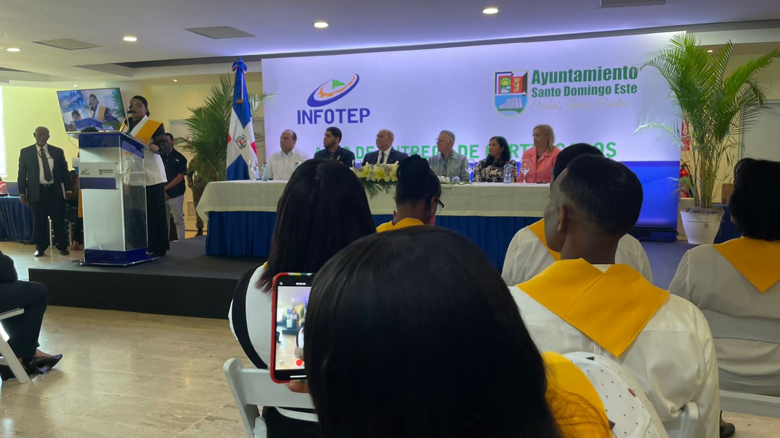 INFOTEP entrega certificados a 388 colaboradores del Ayuntamiento de Santo Domingo Este* 