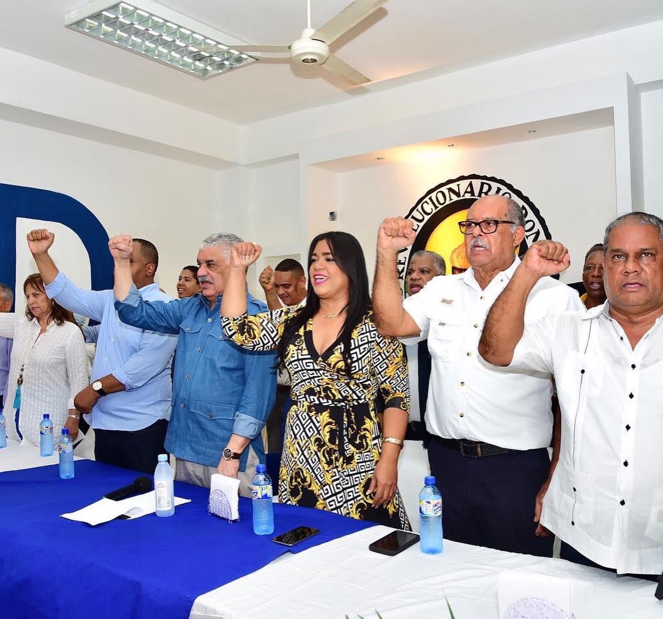 Felito Rodriguez encabeza tremenda actividad y felicita a la dirigencia municipal