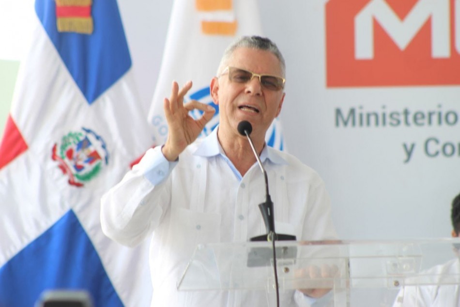 Alcalde Manuel Jiménez asegura Abinader beneficia a todo Santo Domingo Este con plan de remozamiento