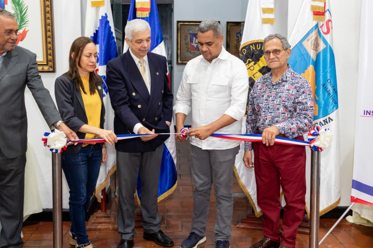 INPOSDOM, Filatelia y Numism&aacute;tica inauguran ventanilla de servicios de alianza cultural estrat&eacute;gica