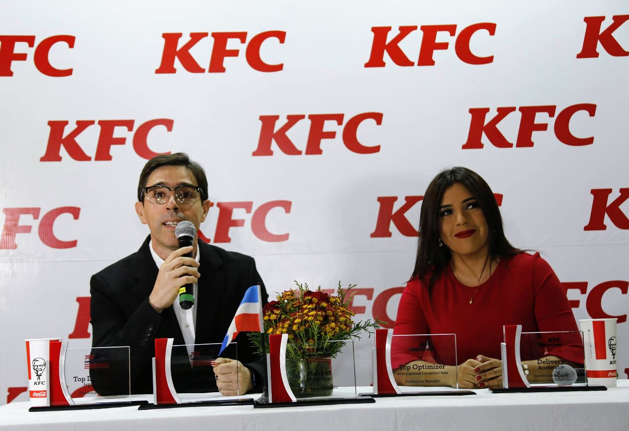 Destacan crecimiento de KFC; llega a cuarenta restaurantes y m&aacute;s de mil empleos generados en RD