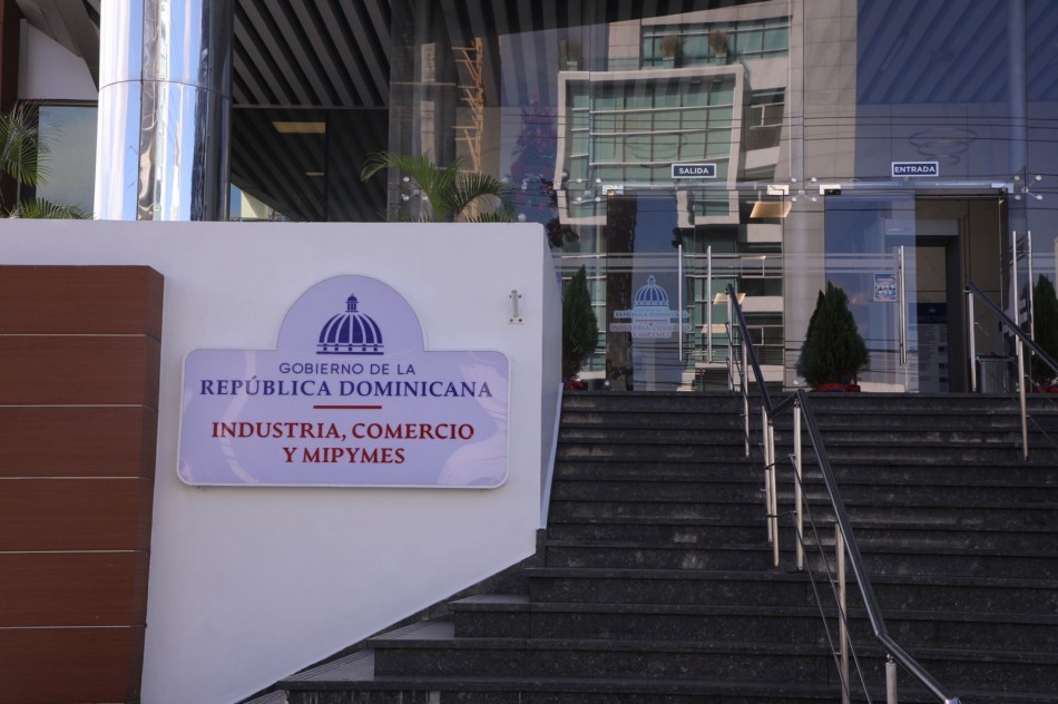 MICM mantiene 99% de cumplimiento en evaluación de la Carta Compromiso al Ciudadano, por segundo año consecutivo
