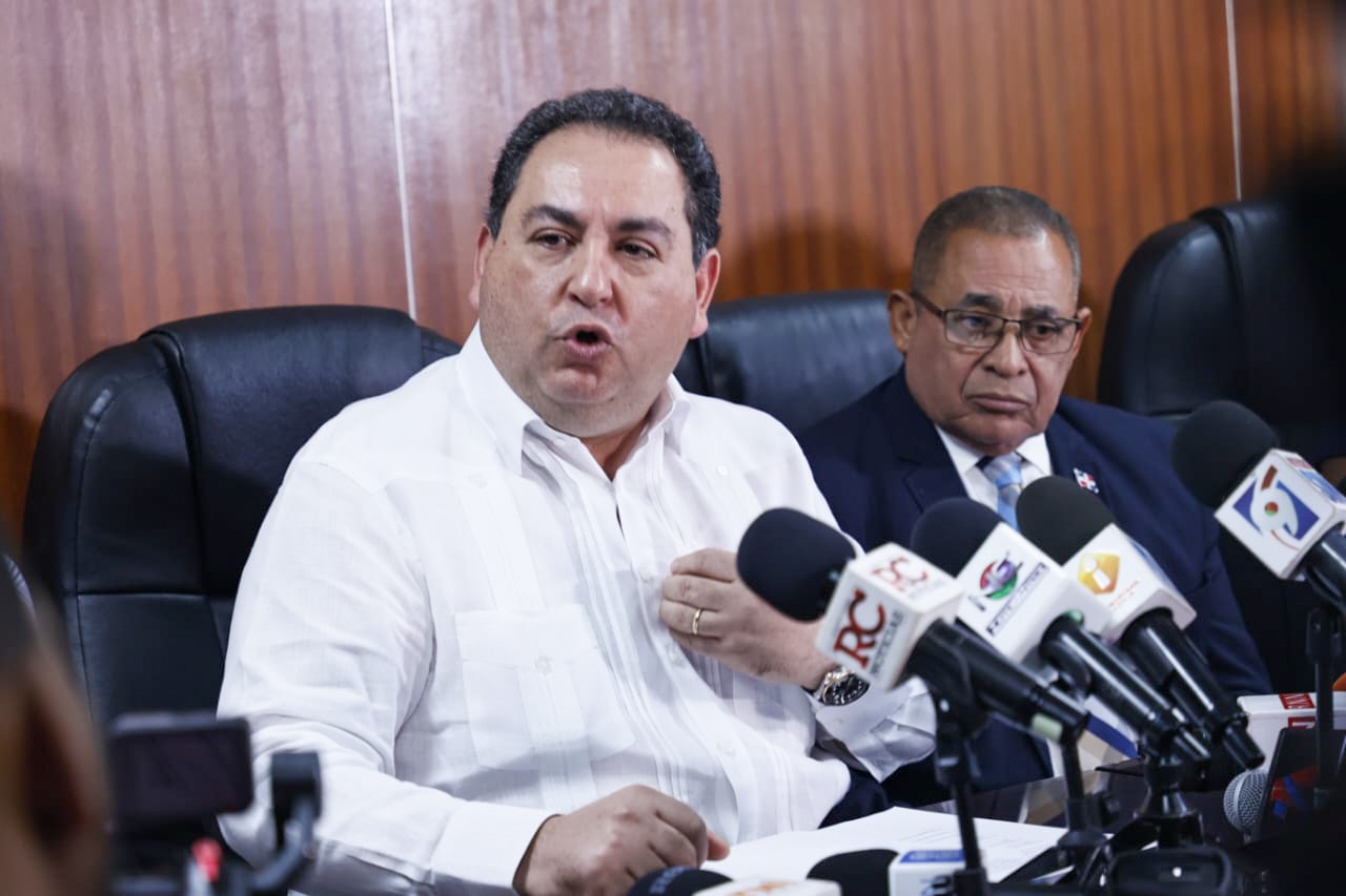Cancelan al director de la Maternidad de Los Mina y encargada de Neonatolog&iacute;a