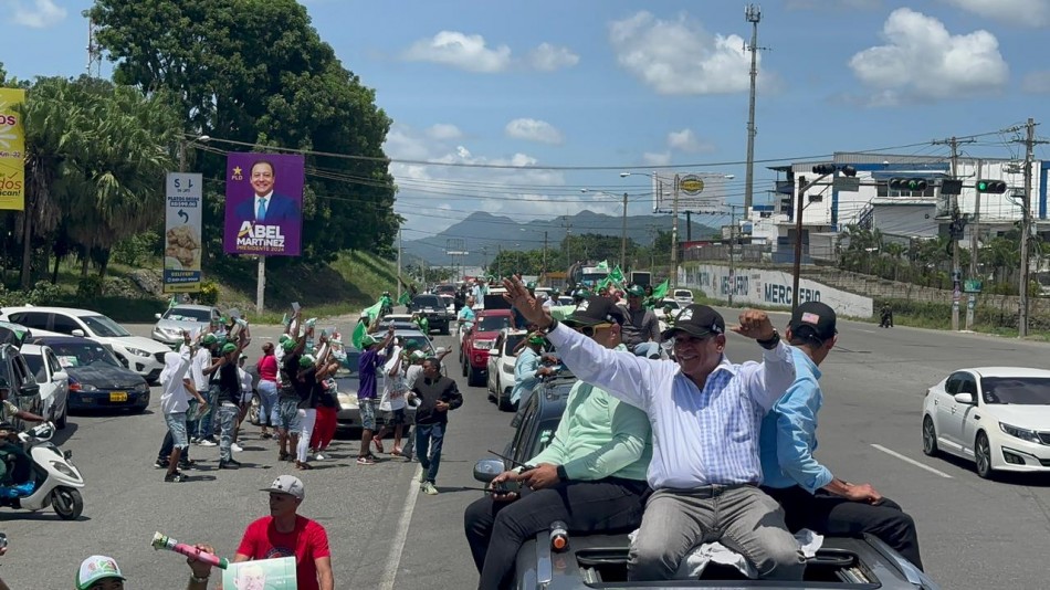 Fuerza del Pueblo realiza en Los Alcarrizos y Pedro Brand su tercera gran marcha en protesta por el robo de las EDES