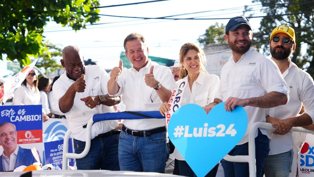 Ito Bison&oacute; afirma la capital necesita continuidad de alcaldesa como Carolina Mej&iacute;a que apoye iniciativas del presidente Abinader