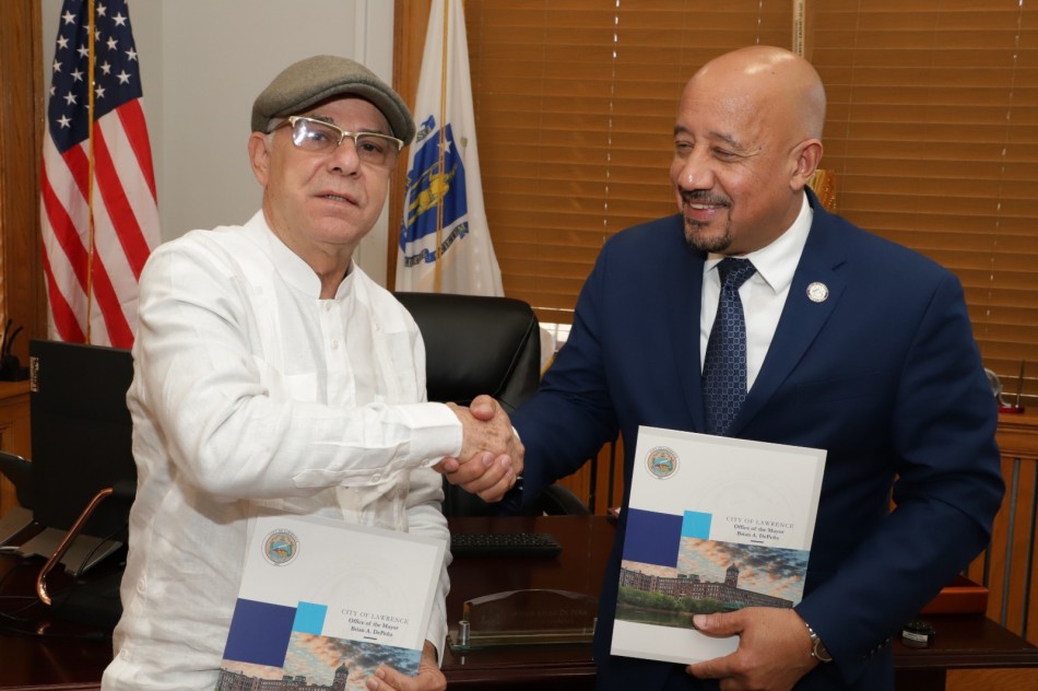 Ayuntamientos de Santo Domingo Este y Lawrence (EEUU) firman convenio de Cooperaci&oacute;n y Hermanamiento 
