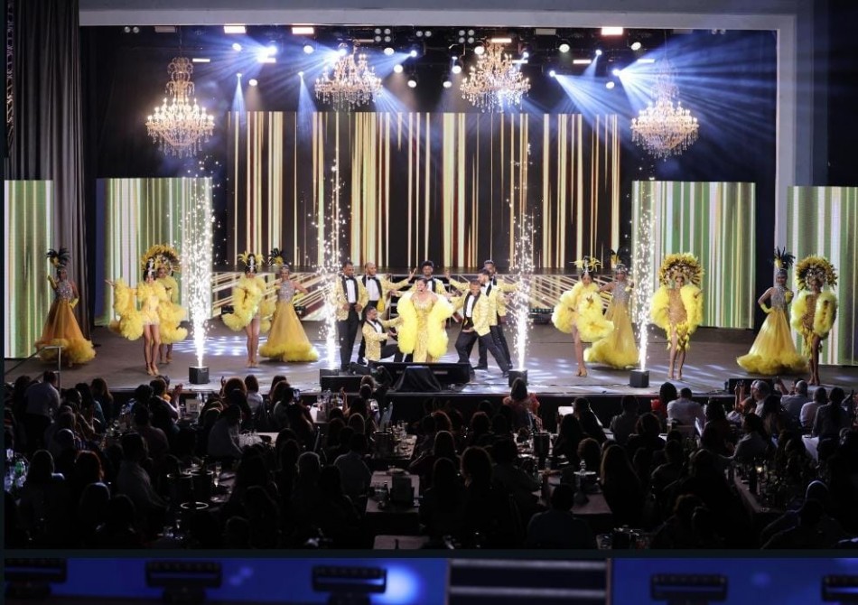 La Gonz&aacute;lez re&uacute;ne todos sus personajes con gran show en el Jaragua