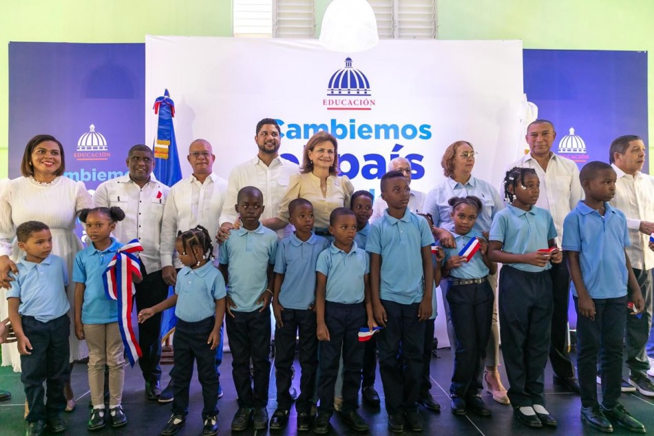 Raquel Peña inaugura obras clave en Pedro Brand y Villa Altagracia con inversión de más de RD$300 millones